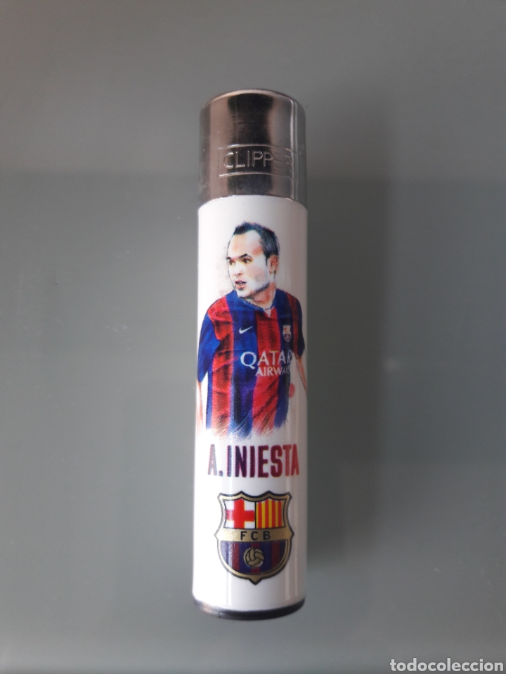Coleccionismo deportivo: CLIPPER MECHERO ANDR&Eacute;S INIESTA FCBARCELONA