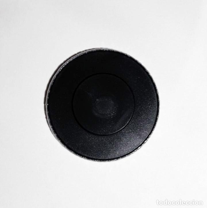Coleccionismo deportivo: AC MILAN - IM&Aacute;N NEVERA 59mm - Foto 2