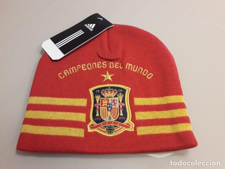 Coleccionismo deportivo: Gorro adidas mundial futbol sudafrica 2010 final espa&ntilde;a campeones seleccion