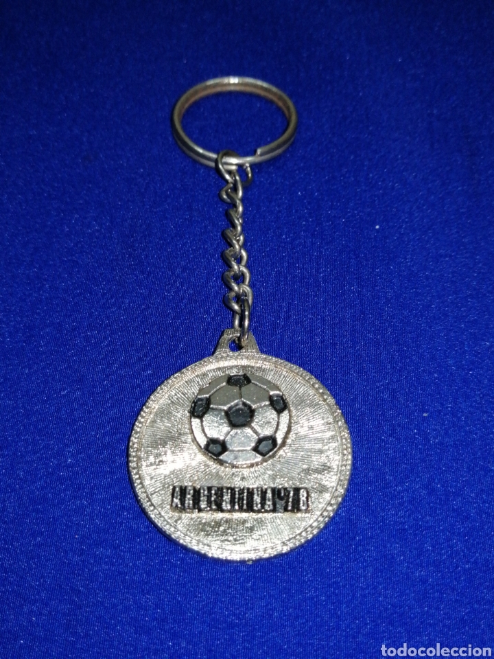 Sports collectibles: MUNDIAL ARGENTINA 78 LLAVERO