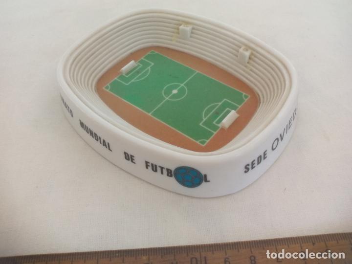 Coleccionismo deportivo: ANTIGUO CENICERO, CAMPEONATO MUNDIAL DE FUTBOL. SEDE OVIEDO. ESPA&Ntilde;A 1982. ESTADIO FUTBOL.