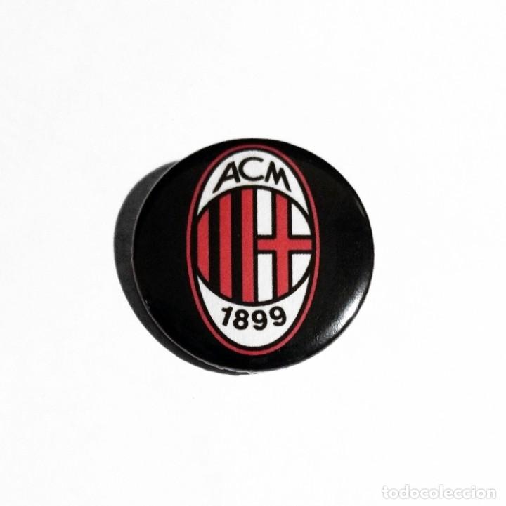 Sports collectibles: AC MILAN - CHAPA 31MM (CON IMPERDIBLE)