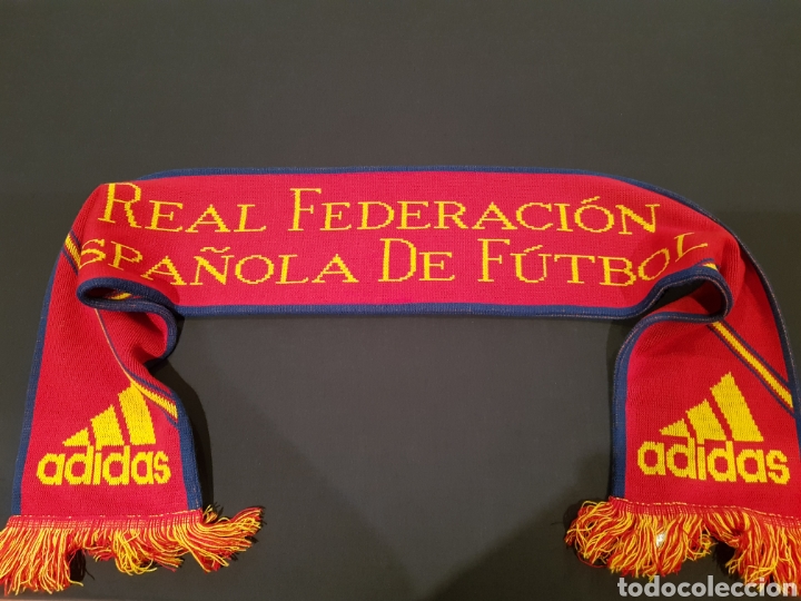 Coleccionismo deportivo: Bufanda Real Federaci&oacute;n Espa&ntilde;ola de F&uacute;tbol. Adidas