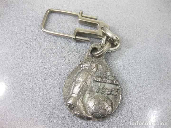 Coleccionismo deportivo: LLAVERO DEL MUNDIAL DE M&Eacute;XICO DE 1986