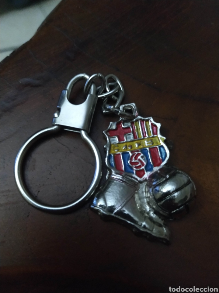 Sammelleidenschaft Sport: Llavero keychain FC Barcelona con las siglas club de f&uacute;tbol FC Barcelona Bar&ccedil;a bota escudo