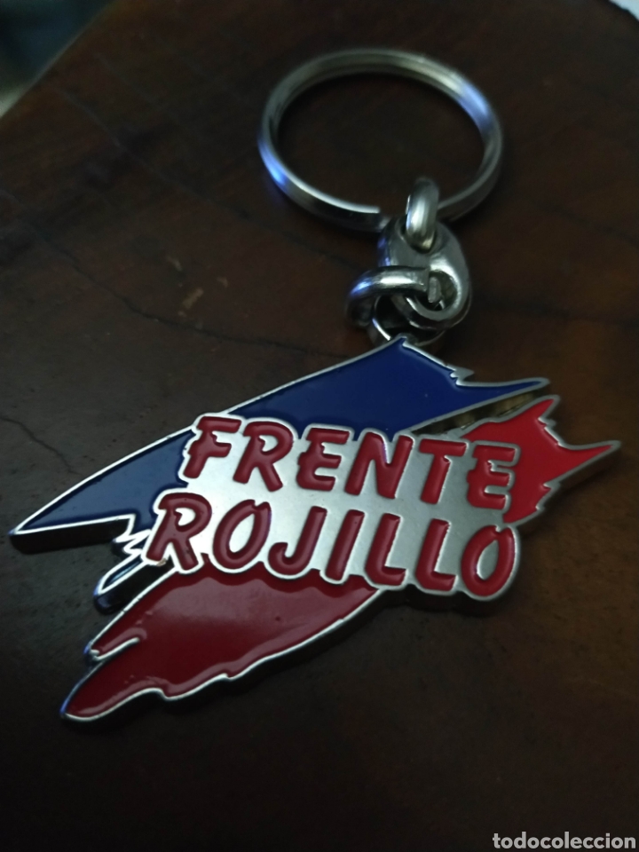 Collezionismo sportivo: Llavero Pe&ntilde;a grupo radical fan club frente rojillo Club Deportivo Numancia soria keychain