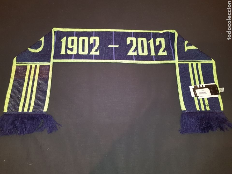Coleccionismo deportivo: Bufanda Adidas Real Madrid 1902 - 2012 Producto Oficial Licenciado. Con etiquetas