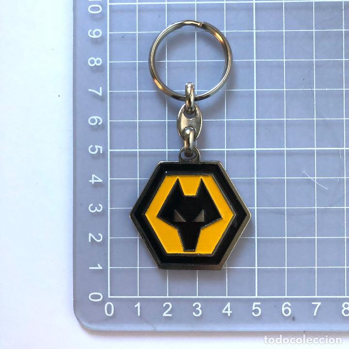 Collectionnisme sportif: LLAVERO COLECCION FOOTBALL LEAGUE LIGA F&Uacute;TBOL Wolverhampton Wanderers Football Club Wolues