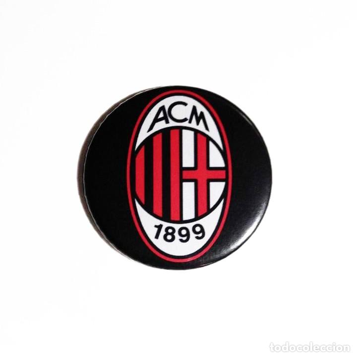 Sports collectibles: AC MILAN - ABREBOTELLAS 59MM (CON IM&Aacute;N PARA NEVERA)