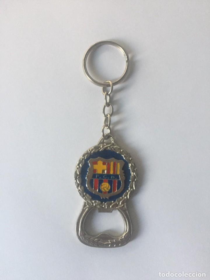Coleccionismo deportivo: LLAVERO DESTAPADOR - ESCUDO FCB - FUTBOL - FCB