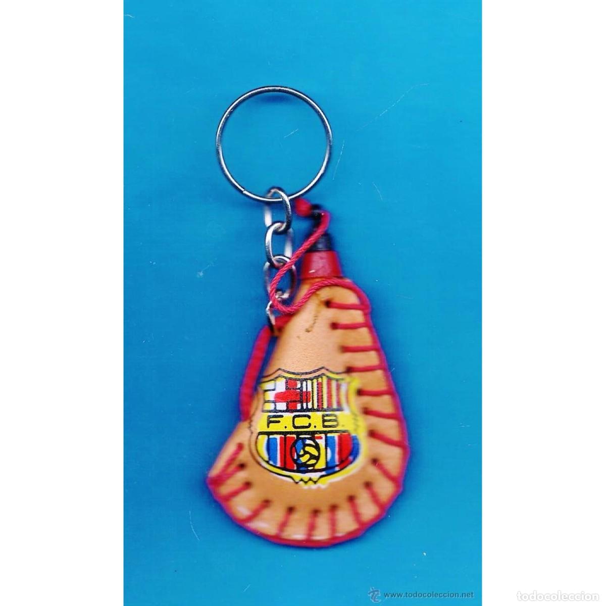 Coleccionismo deportivo: llavero - futbol - fc barcelona / bar&ccedil;a - bota vino - cuero - a&ntilde;os 90