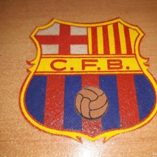 Coleccionismo deportivo: PARCHE TELA ESCUDO FC BARCELONA DÉCADA DE LOS 60. Lote 401779559