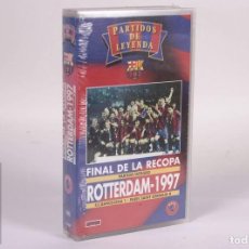 Coleccionismo deportivo: VHS PRECINTADO PARTIDOS DE LEYENDA - PRODUCTO FC BARCELONA MANGA FILMS - UEFA RECOPA ROTTERDAM 1997