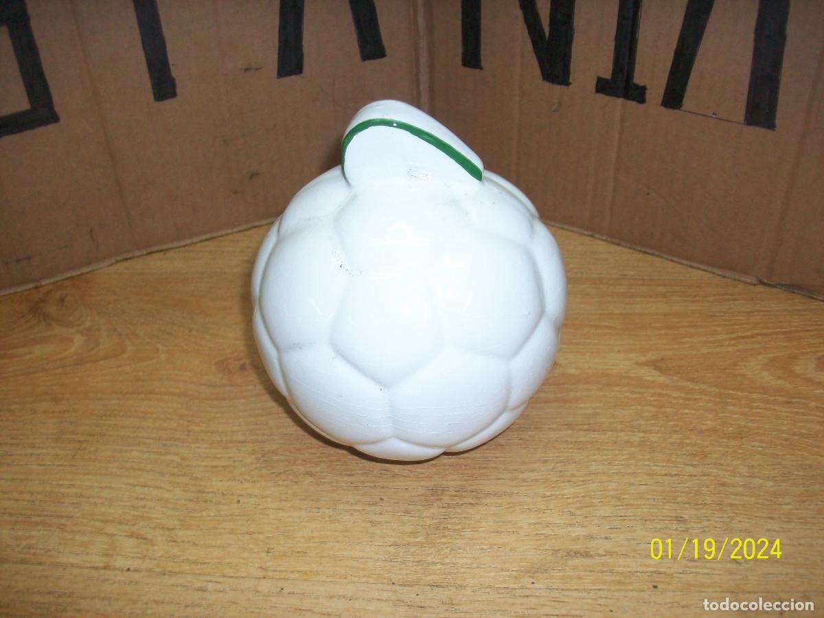 Coleccionismo deportivo: HUCHA DEL BETIS - Foto 3