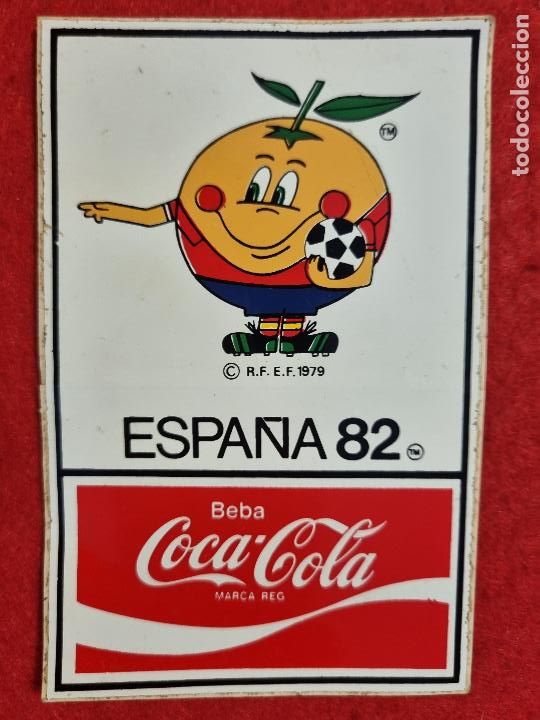Coleccionismo deportivo: MUNDIA FUTBOL ESPA&Ntilde;A 82 ADHESIVO O PEGATINA 1979 NARANJITO COCA COLA ORIGINAL
