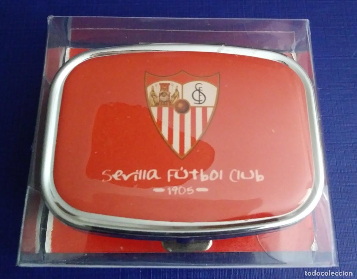 Coleccionismo deportivo: Pastillero rectangular con el escudo del SEVILLA F. C. - NUEVO - Foto 1