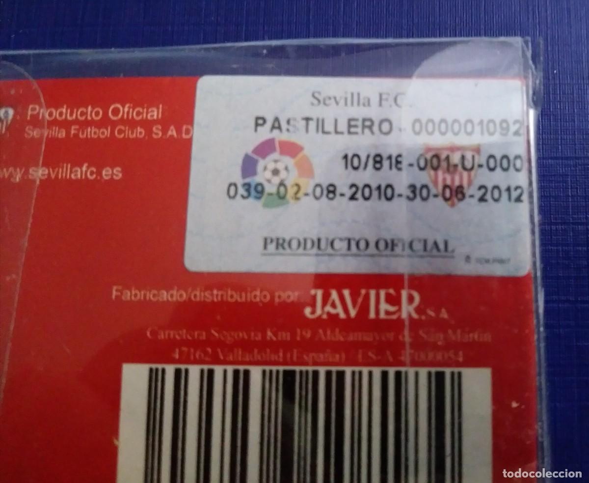Coleccionismo deportivo: Pastillero rectangular con el escudo del SEVILLA F. C. - NUEVO - Foto 3