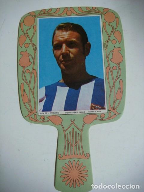 Coleccionismo deportivo: ABANICO PAY PAL DE CARTON ANTIGUO CON LA FOTO DEL JUGADOR DE FUTBOL OTI&Ntilde;ANO-CAJ-B-104