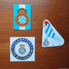 Coleccionismo deportivo: LOT REAL CLUB DEPORTIVO ESPAÑOL ENGANXINES I CALENDARI SUBCAMPEONES UEFA PERIQUITO 1973