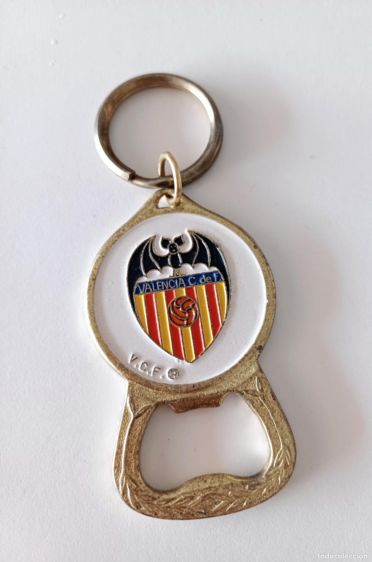 Colecionismo desportivo: ANTIGUO LLAVERO ABRE BOTELLAS VINTAGE DE FUTBOL DEL VALENCIA C.F