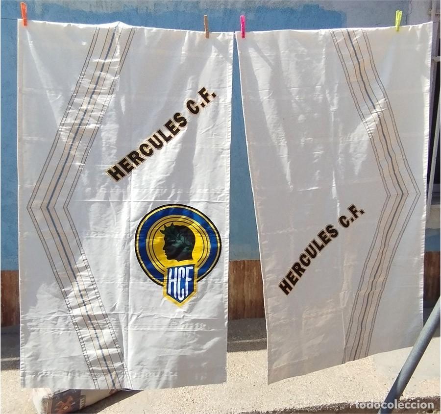 Coleccionismo deportivo: HERCULES CLUB DE FUTBOL ALICANTE 2 STORES CON EL NOMBRE Y ESCUDO BORDADO MIDEN 1,30/0,75 CM NUEVOS