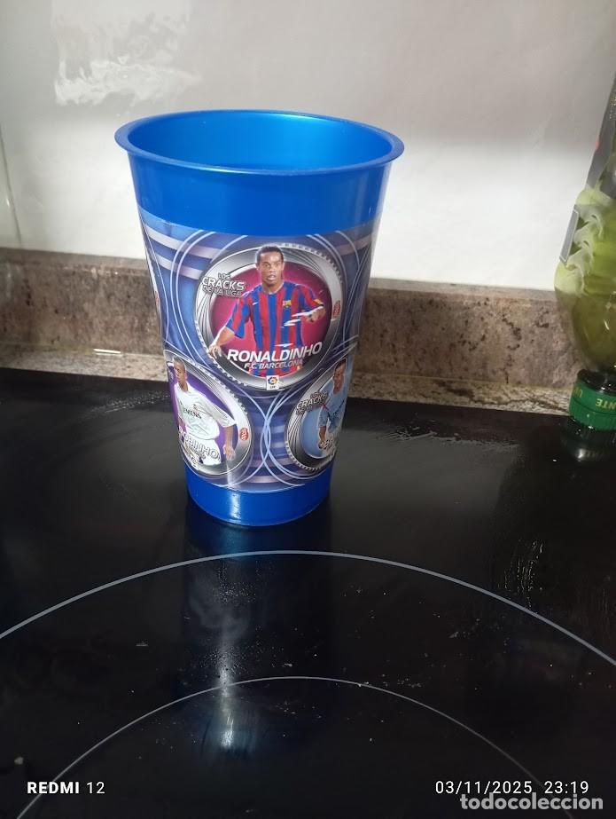 Coleccionismo deportivo: VASO RONALDINHO BARSA -ROBINHO R. MADRID -MUNITIS DEPORTIVO -JESUS NAVAS SEVILLA -VILLA VALENCIA