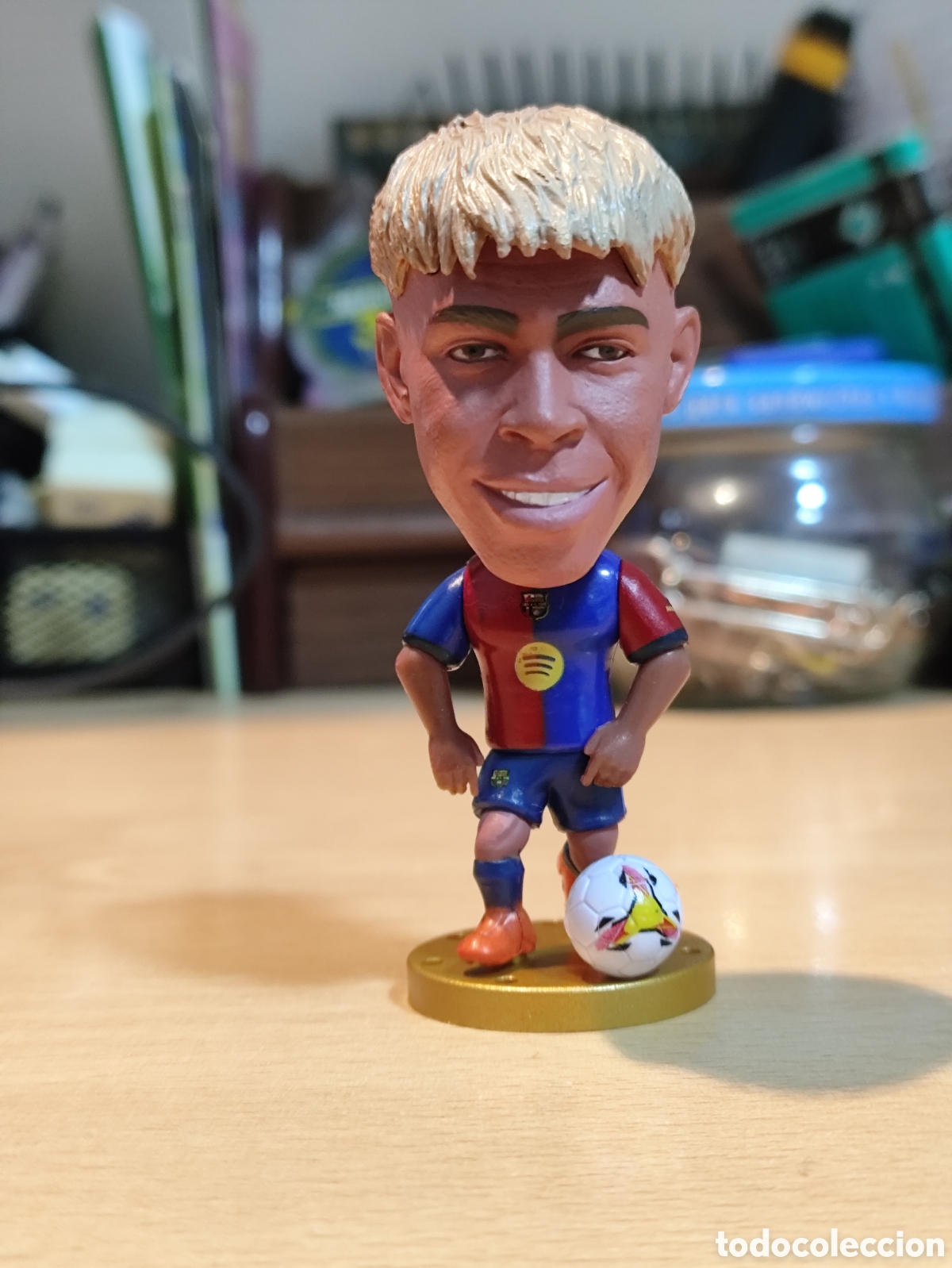 Coleccionismo deportivo: Figura Lamine Yamal Barcelona