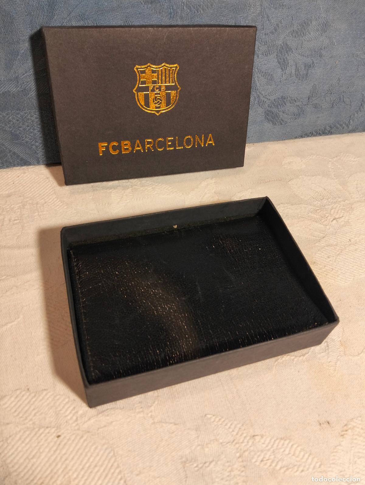 Coleccionismo deportivo: Cartera negra de piel antigua o vintage a&ntilde;os 70-80 estuche caja del FCB Barcelona Futbol Club Bar&ccedil;a