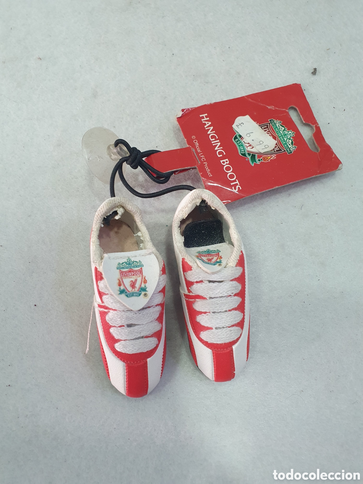 Coleccionismo deportivo: Colgantes botas Liverpool. (L62) - Foto 1
