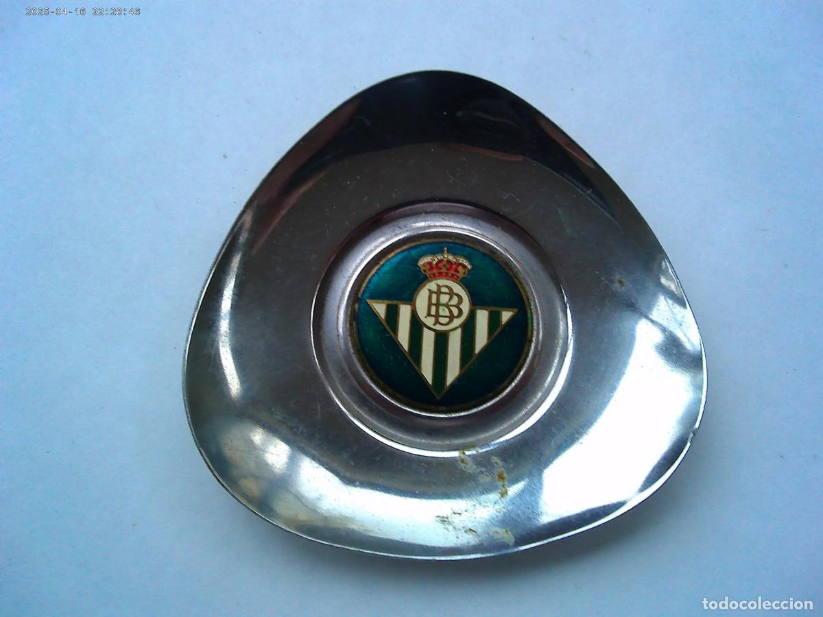 Collezionismo sportivo: REAL BETIS BALOMPI&Eacute; : PEQUE&Ntilde;O CENICERO