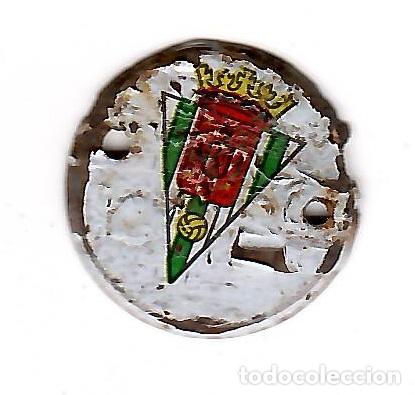 Coleccionismo deportivo: Chapa de futbol para coser a la ropa: Escudo del Cordoba (a&ntilde;os 70)