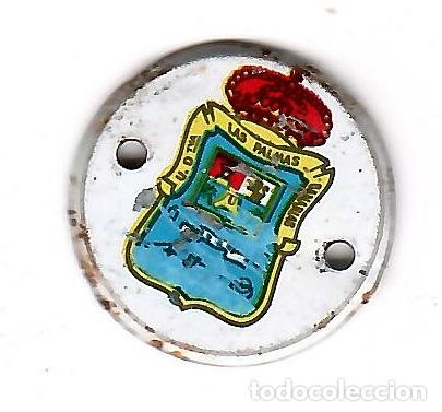 Coleccionismo deportivo: Chapa de futbol para coser a la ropa: Escudo de la U.D. Las Palmas (a&ntilde;os 70)