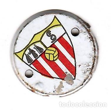 Coleccionismo deportivo: Chapa de futbol para coser a la ropa: Escudo del Sevilla (a&ntilde;os 70)