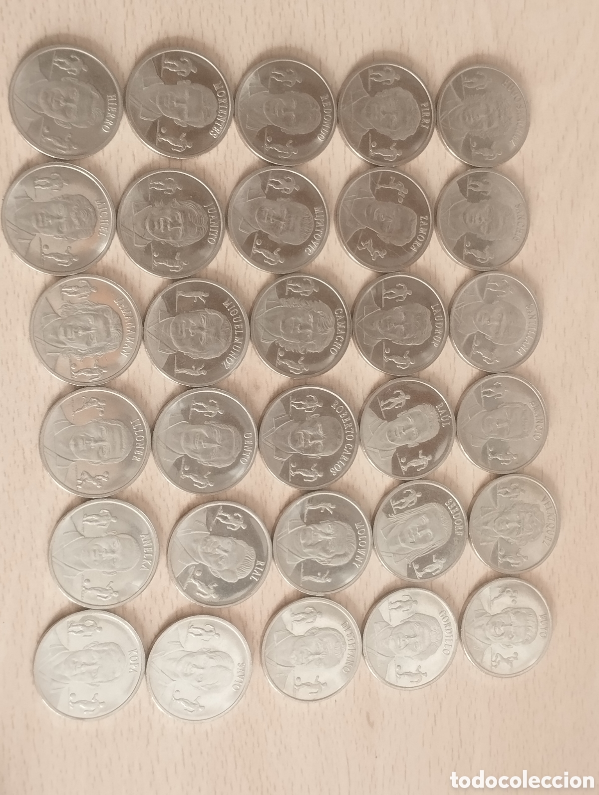 Coleccionismo deportivo: COLECCI&Oacute;N OFICIAL MONEDAS REAL MADRID 1902-200014