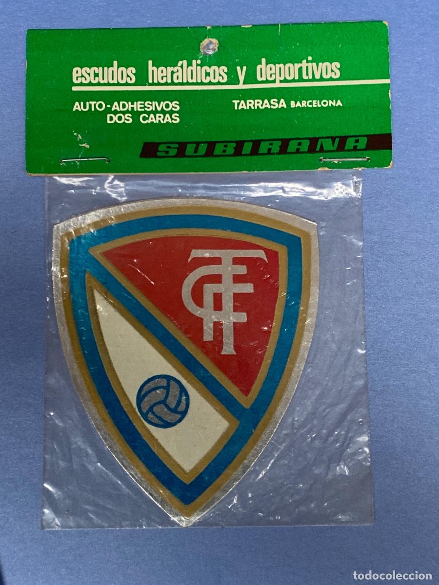 Colecionismo desportivo: Pegatina Terrassa F&uacute;tbol Club. Embalaje original