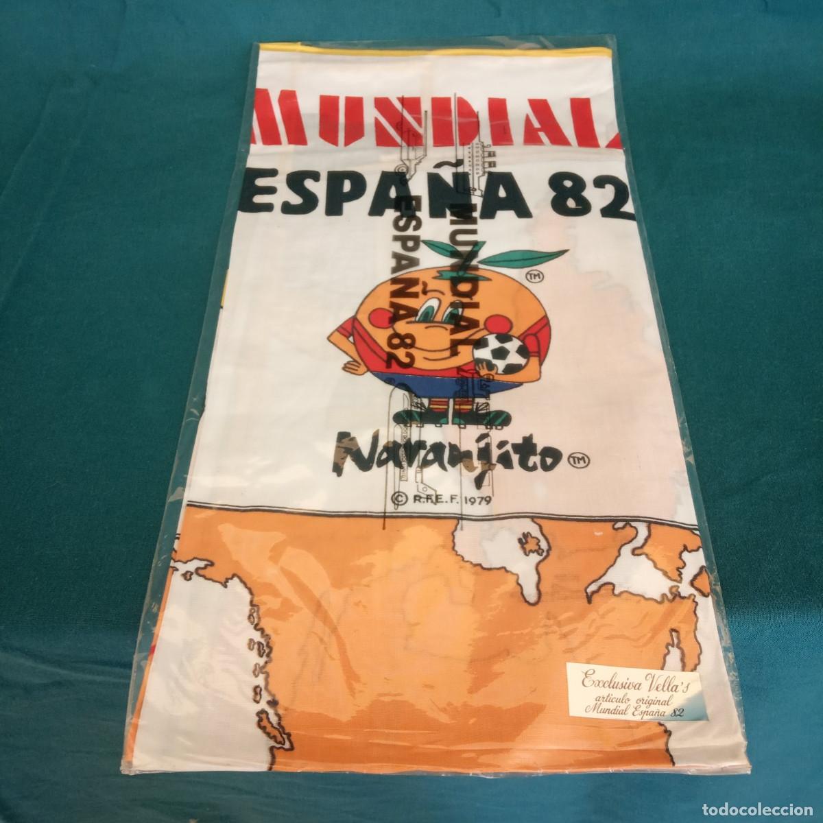Coleccionismo deportivo: Pa&ntilde;uelo Mundial de F&uacute;tbol de Espa&ntilde;a 1982 - Nuevo a estrenar en su embalaje Original