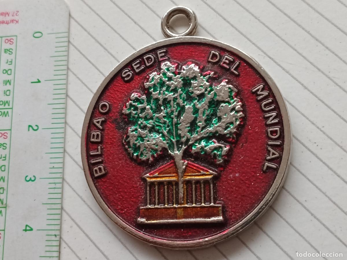 Sammelleidenschaft Sport: LLAVERO DE FUTBOL DE BILBAO SEDE DEL MUNDIAL ESPA&Ntilde;A-82-