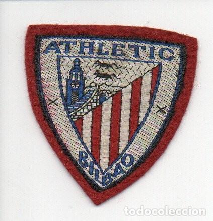 Sammelleidenschaft Sport: ANTIGUO PARCHE DE SEDA Y FIELTRO, ESCUDO DEL ATHLETIC BILBAO. 5,8 X 6 CM