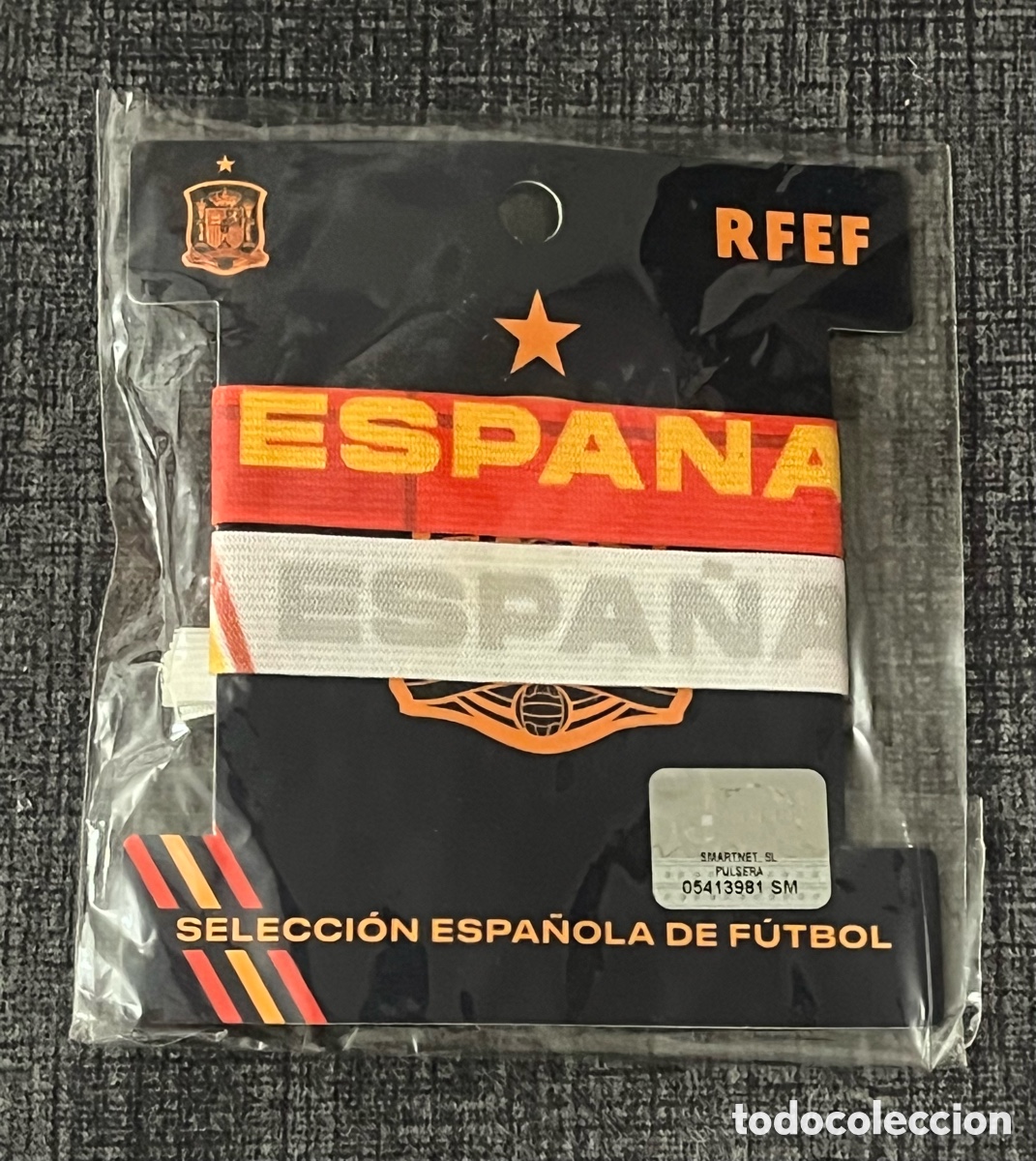 Coleccionismo deportivo: Pack 2 Pulseras Oficiales Selecci&oacute;n Espa&ntilde;ola de F&uacute;tbol (RFEF) - Producto Oficial