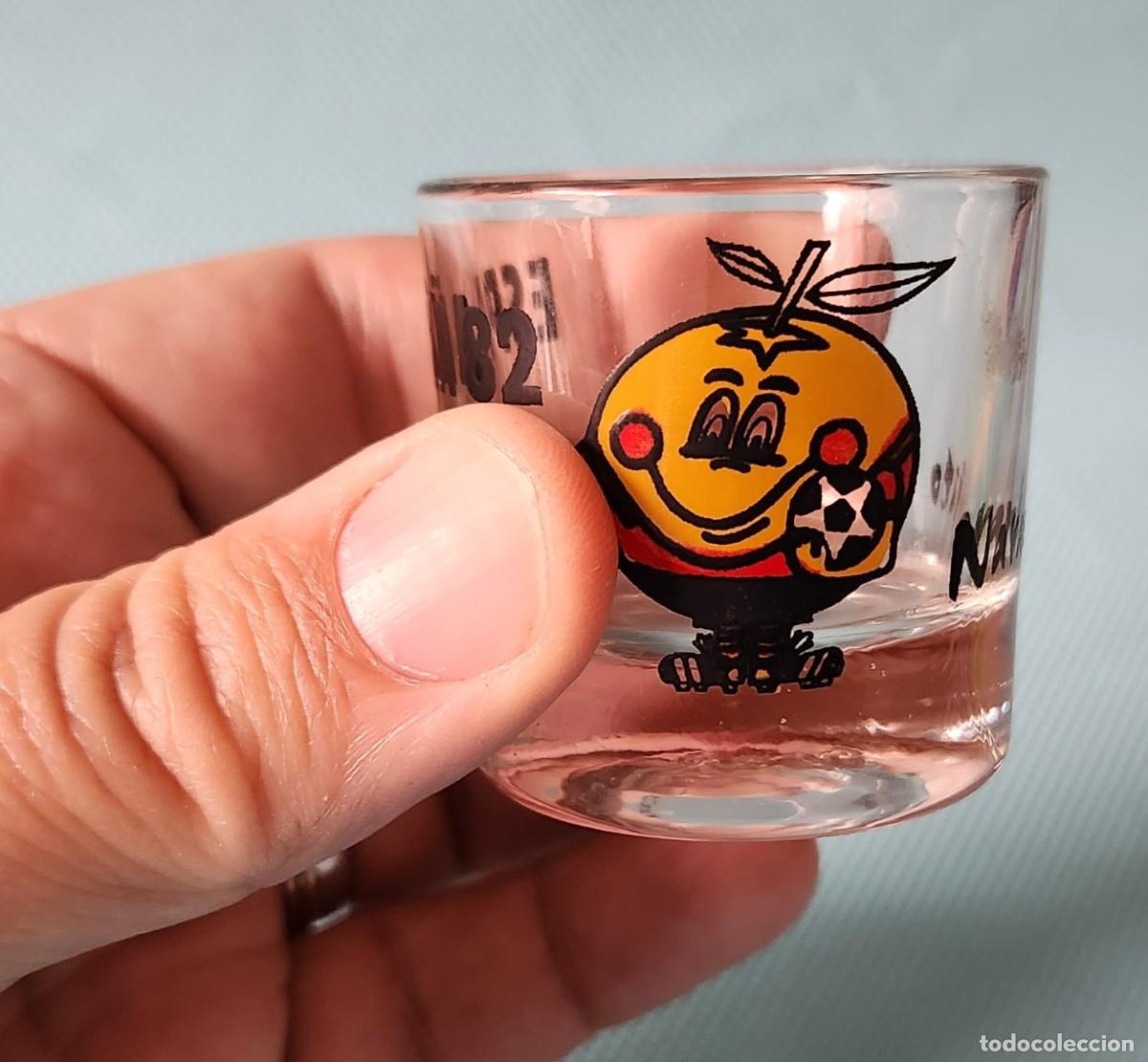 Coleccionismo deportivo: NARANJITO - Mascota del MUNDIAL ESPA&Ntilde;A 82 - VASO &rdquo;CHUPITO&rdquo;