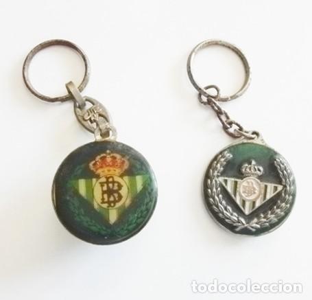 Coleccionismo deportivo: LOTE DE LLAVEROS ESCUDOS DEL REAL BETIS BALOMPI&Eacute; - LLAVERO ESCUDO - F&Uacute;TBOL DEPORTE - BETICISMO