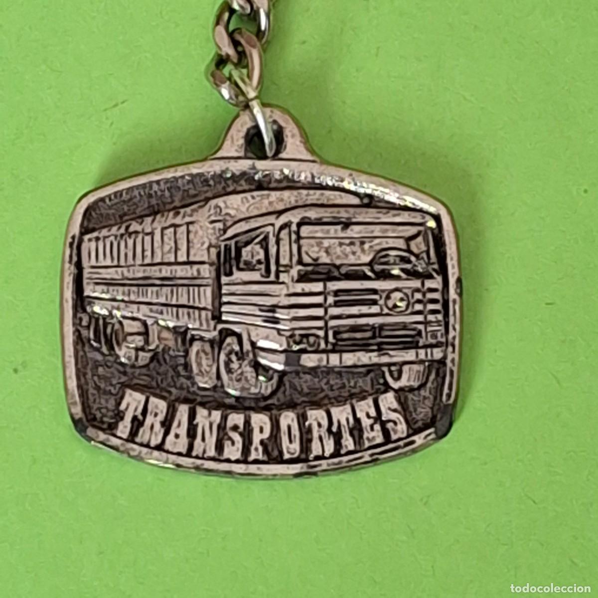 Coleccionismo deportivo: LLAVERO - TRANSPORTES CAMION PEGASO