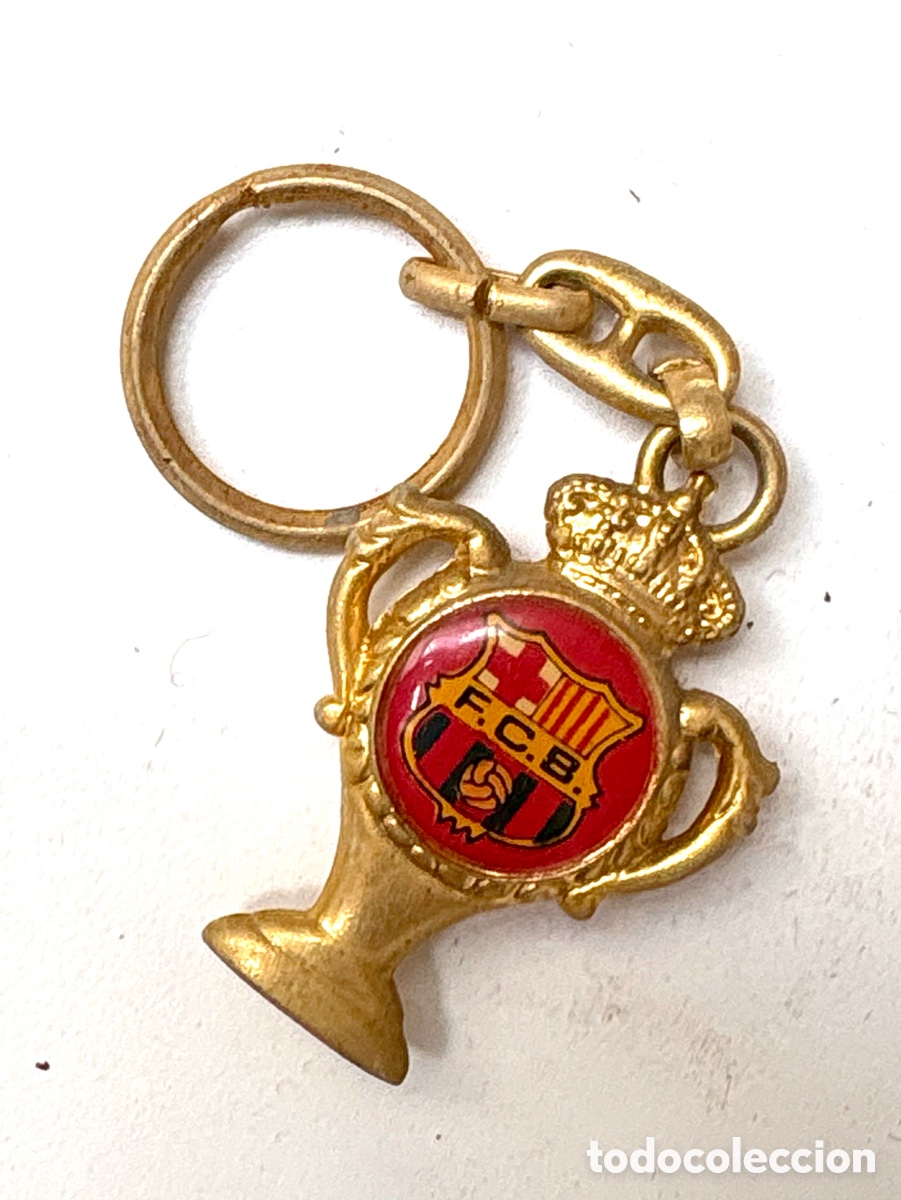 Coleccionismo deportivo: Llavero Vintage F.C. Barcelona - Copa Conmemorativa Dorada (A&ntilde;os 80/92)