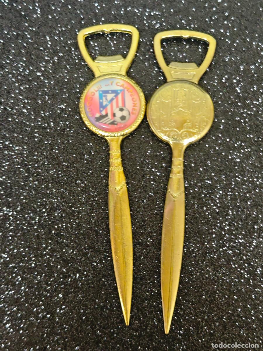 Coleccionismo deportivo: ABRECARTAS ABREBOTELLAS ATLETICO DE MADRID A&Ntilde;OS 90