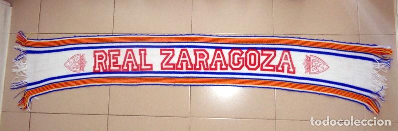 Sports collectibles: BUFANDA F&Uacute;TBOL ANTIGUA SERIGRAFIADA A&Ntilde;OS 80 - REAL ZARAGOZA - LETRAS ROJAS