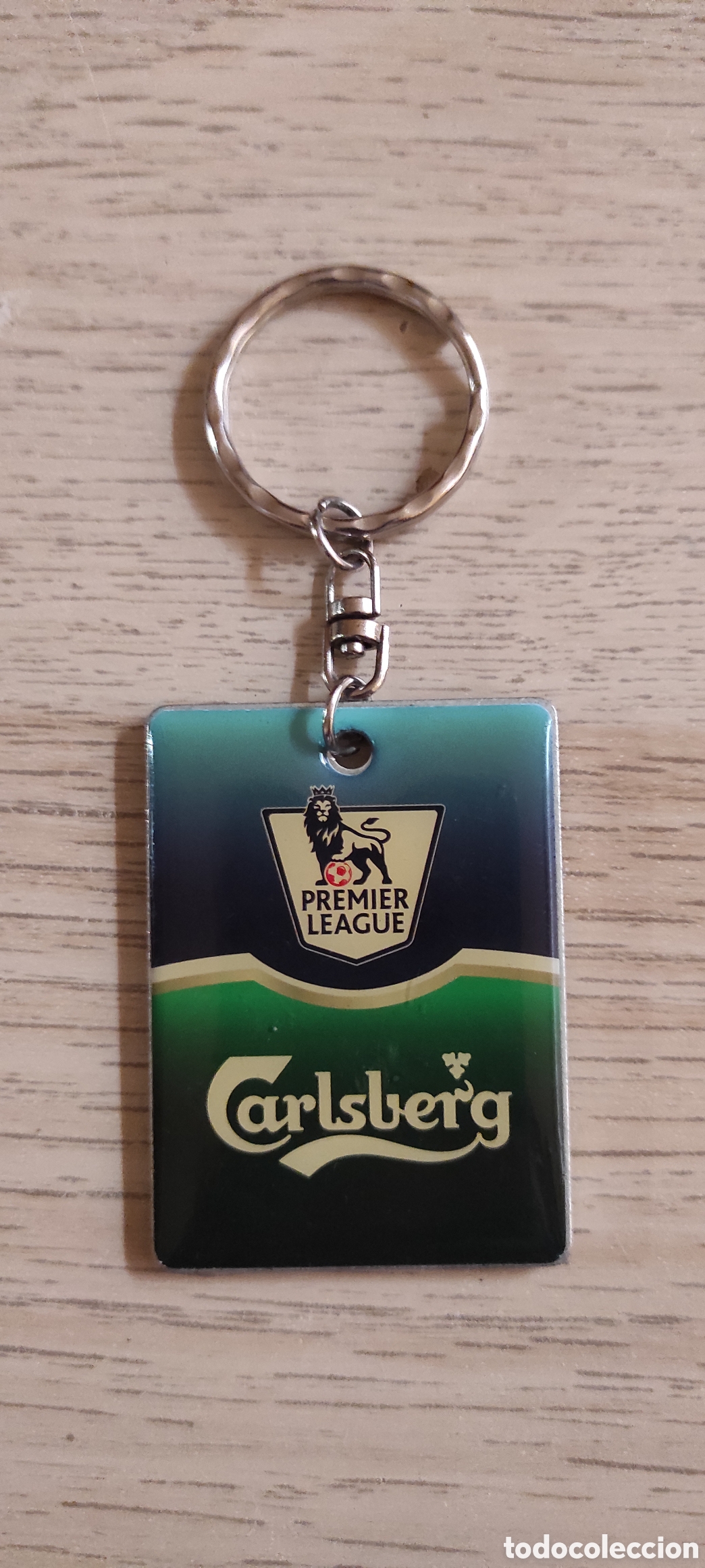 Coleccionismo deportivo: Llavero Carlsberg. Premier League