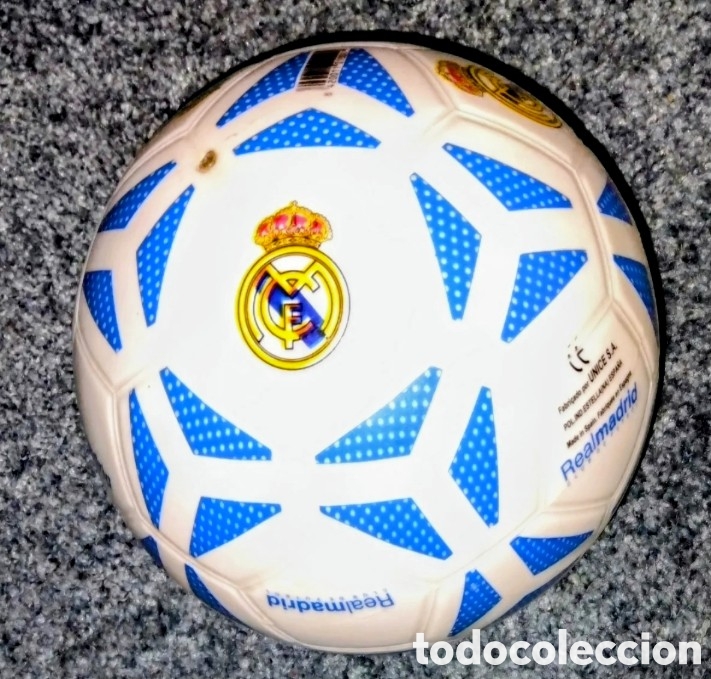 Collezionismo sportivo: BAL&Oacute;N de JUGUETE producto OFICIAL del REAL MADRID del A&Ntilde;O 2002 completamente NUEVO SIN ESTRENAR