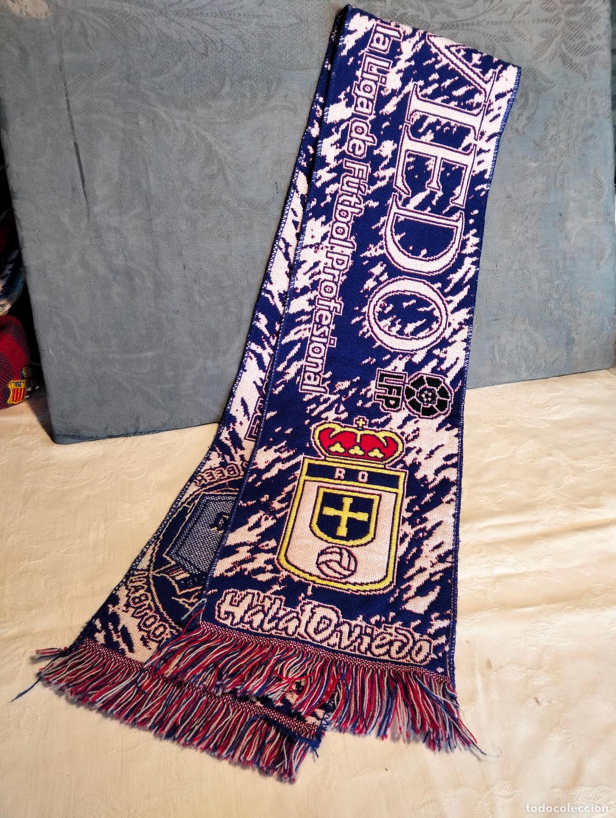 Coleccionismo deportivo: Bufanda vintage club de f&uacute;tbol a&ntilde;os 90 estrella damm azul blanco real oviedo