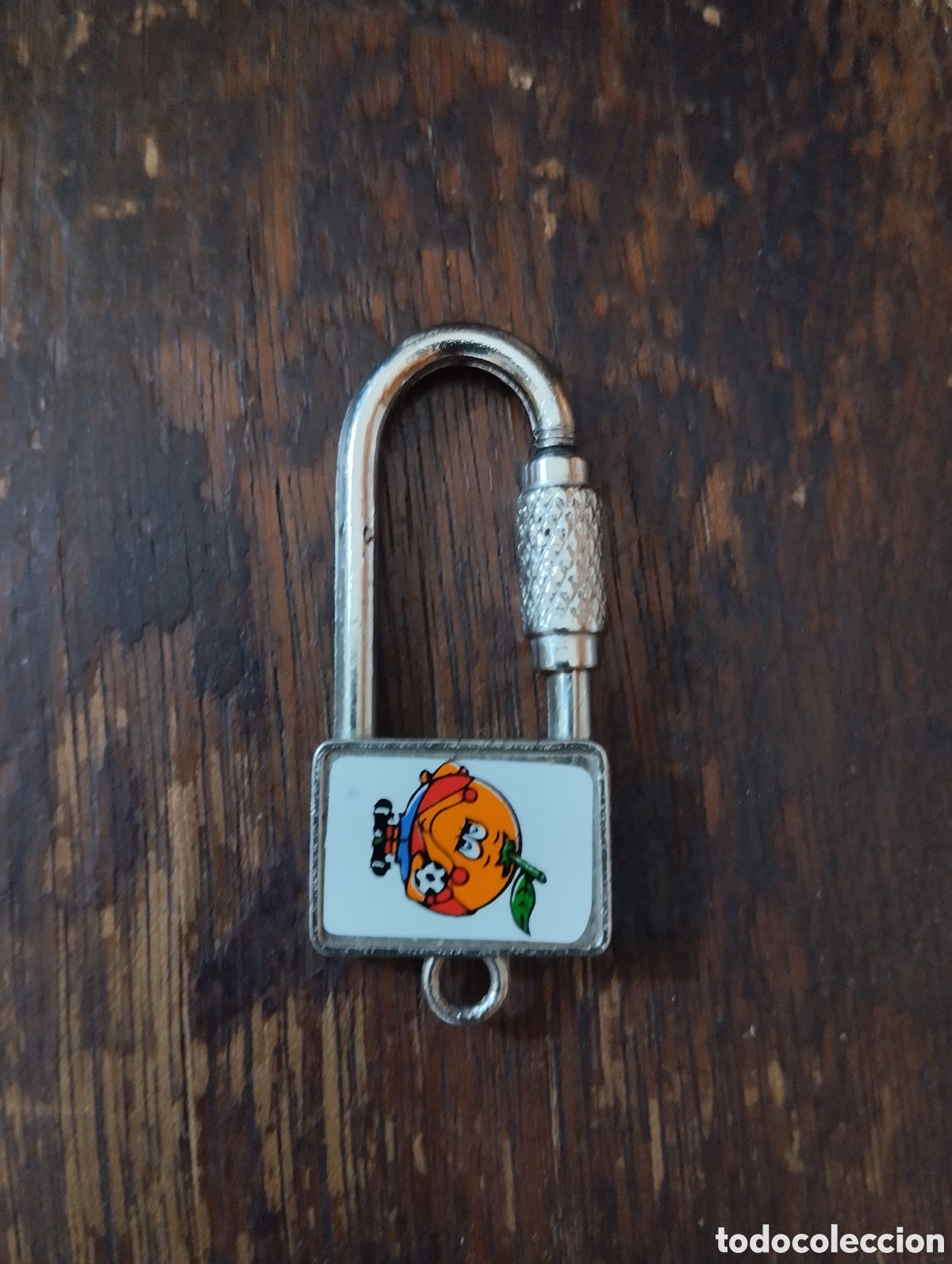 Collectionnisme sportif: LLAVERO MUNDIAL DE F&Uacute;TBOL ESPA&Ntilde;A 82 NARANJITO