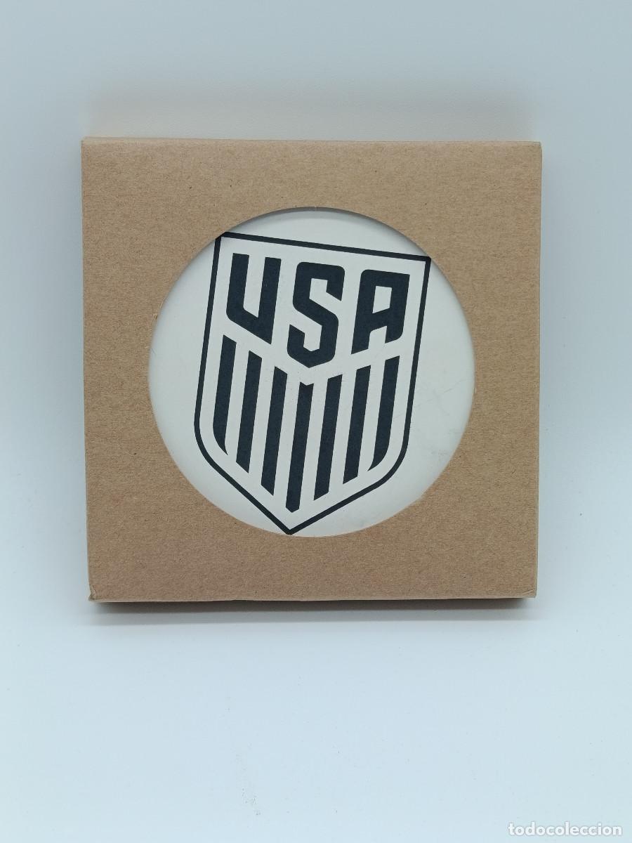 Coleccionismo deportivo: CAJA CON 2 POSAVASOS. FEDERACION USA DE FUTBOL. MYJ.